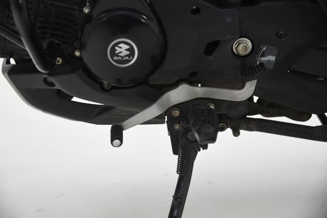 Engine Shot Right Image - 22500