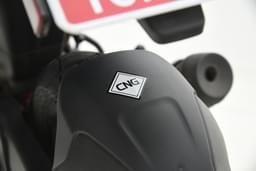 Bajaj Freedom 125 Color Black