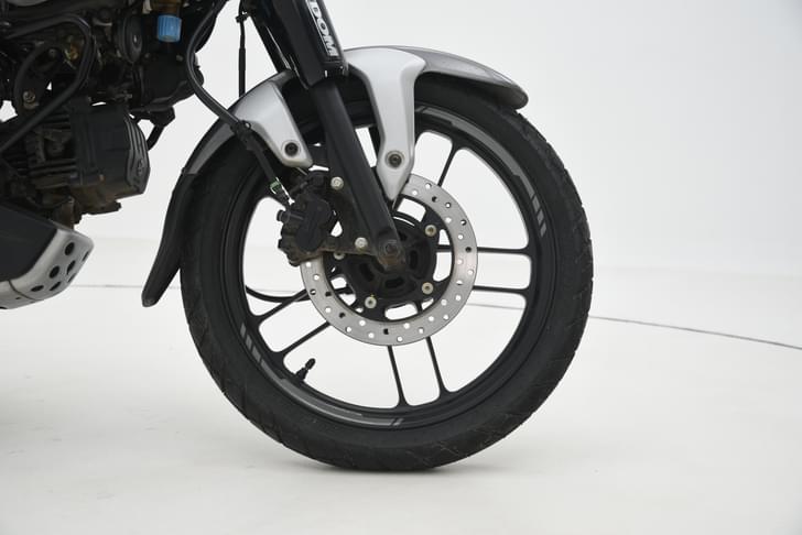 Bajaj Freedom 125 Color Black