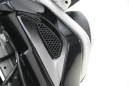 Bajaj Freedom 125 Color Black