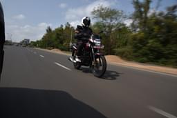 Bajaj Platina 110 H Gear Front Left Three Quarter