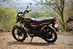 Bajaj Platina 110 H Gear Front Right Three Quarter