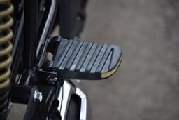 Bajaj Platina 110 H Gear Rider Footpeg