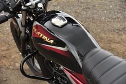 Bajaj Platina 110 H Gear Closed Fuel Lid