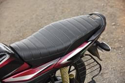 Bajaj Platina 110 H Gear Color Black