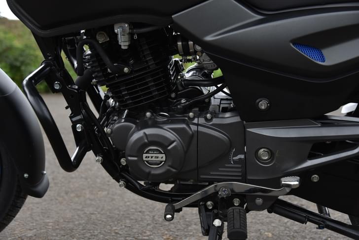 Bajaj Pulsar 125 Color Black