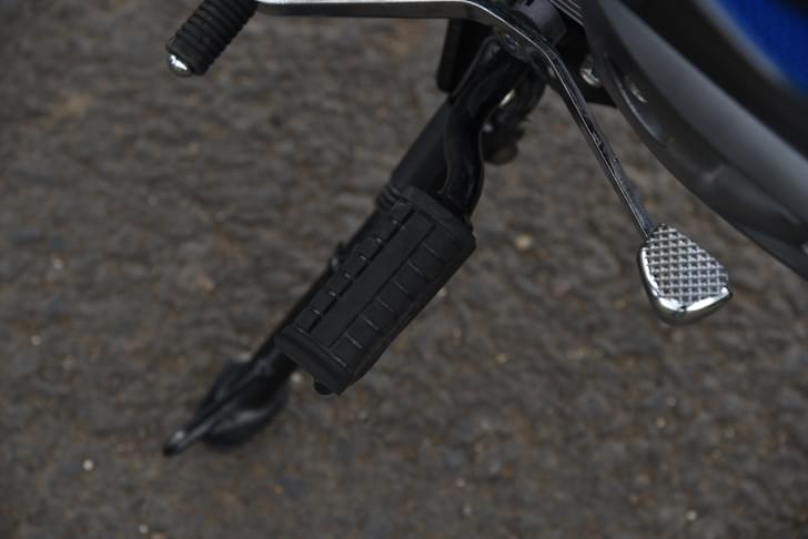 Bajaj Pulsar 125 Side Stand