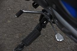 Bajaj Pulsar 125 Color Black, Silver