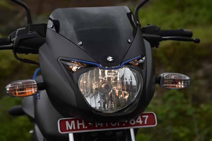 Bajaj Pulsar 125 Front View