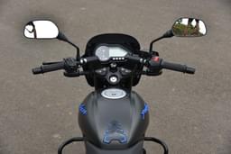 Bajaj Pulsar 125 Color Black