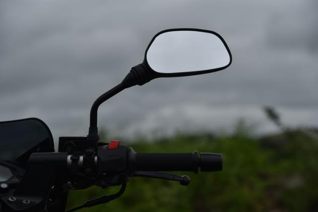 Side Mirror Image - 20940