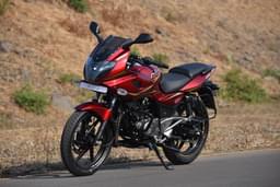 Bajaj Pulsar 220f Front Left Three Quarter