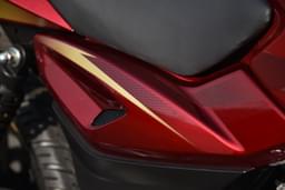 Bajaj Pulsar 220f Color Red