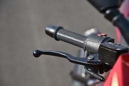 Bajaj Pulsar 220f Color Black