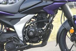 Bajaj Pulsar N125 Front Right Three Quarter