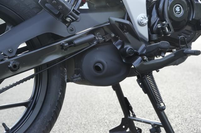 Color Black, Silver Image - 24034