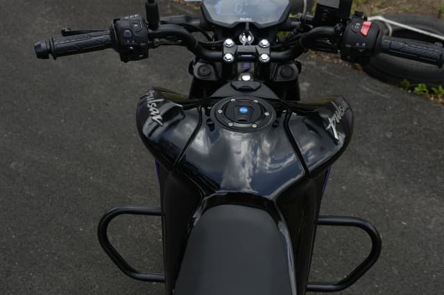 Closed Fuel Lid Image - 24111