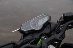 Bajaj Pulsar N160 Color Black