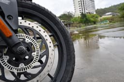 Bajaj Pulsar N160 Color Black