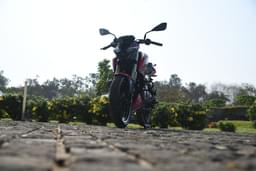 Bajaj Pulsar N250 Front Left Three Quarter