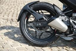 Bajaj Pulsar N250 Color Black