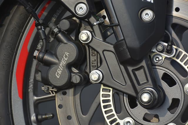 Front Brakes Image - 20789