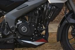 Bajaj Pulsar Ns200 Color Black