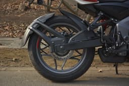 Bajaj Pulsar Ns200 Color Black