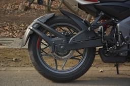 Bajaj Pulsar Ns200 Color Black