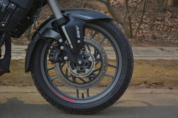 Bajaj Pulsar Ns200 Color Black