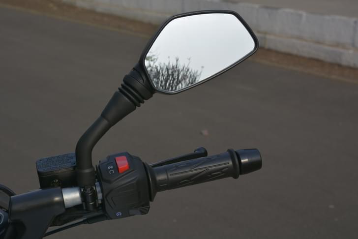 Bajaj Pulsar Ns200 Color Black