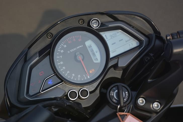 Bajaj Pulsar Ns200 Left Side Multifunction Switchgear