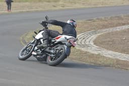 Bajaj Pulsar Ns200 Front Right Three Quarter