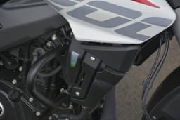 Bajaj Pulsar Ns200 Low Oil Indicator