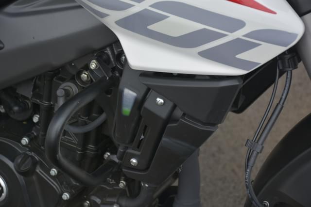 Low Oil Indicator Image - 20836