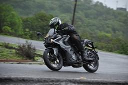 Bajaj Pulsar Rs 200 Front Right Three Quarter