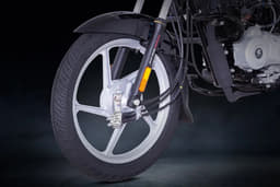 Bajaj Platina 100 Color Black, White