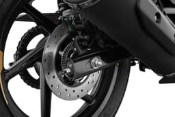 Bajaj Pulsar 180 Color Black, Silver