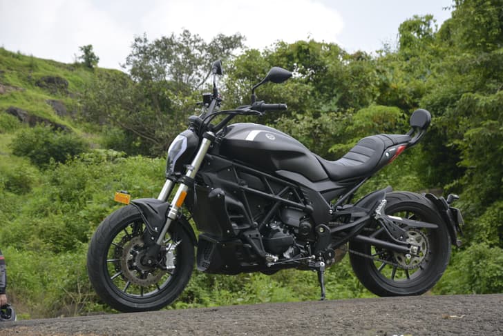 Benelli 502c Front Right Three Quarter