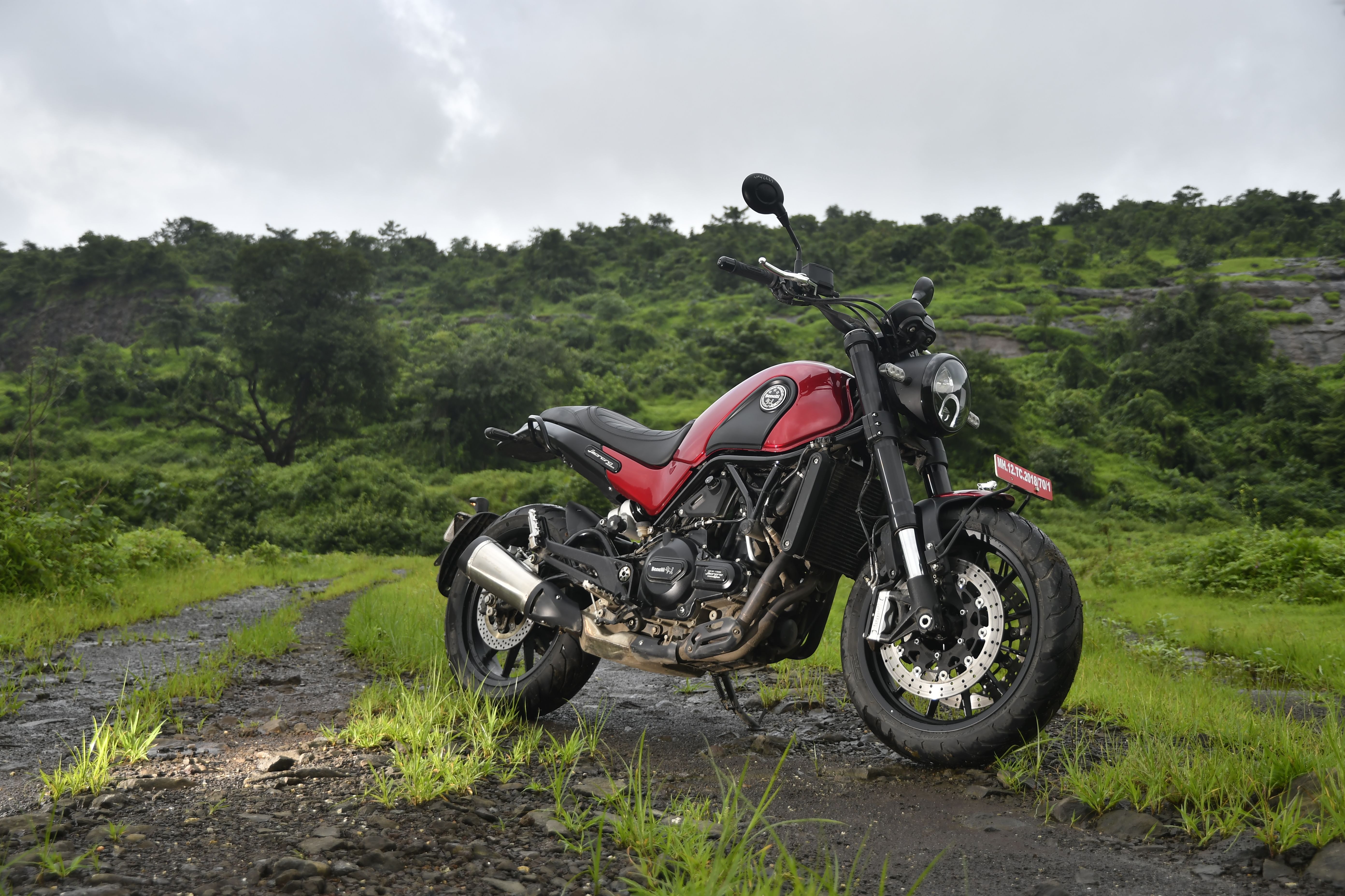 Benelli Leoncino 500 Standard On-Road Price – Features, Specs & Images |  Autocar India