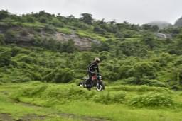 Benelli Leoncino 500 Color Red, Black