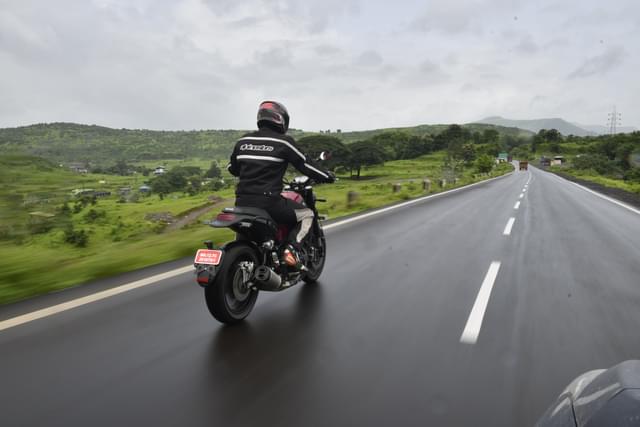 Rear View Image - 21465