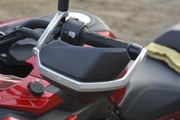 Benelli Trk 502 Color Red
