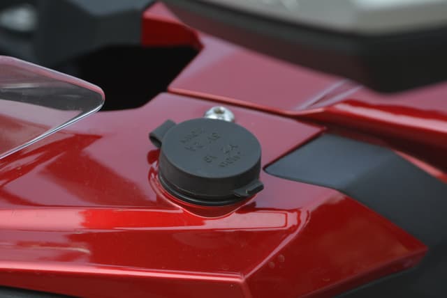 Closed Fuel Lid Image - 21477