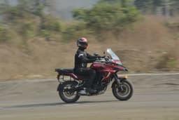 Benelli Trk 502 Front Right Three Quarter