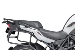 Benelli Trk 502x Color Black, White