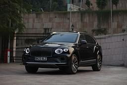 Bentley Bentayga Front Left Three Quarter