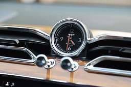 Bentley Bentayga Dashboard