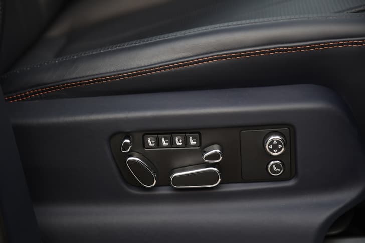 Bentley Bentayga Door Controls