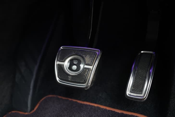 Bentley Bentayga Foot Controls